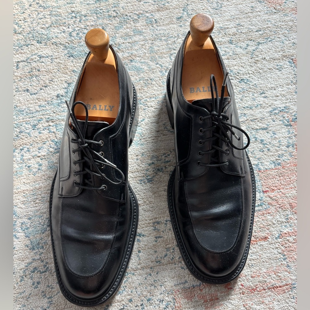 Bally Men's Black Leather Oxfords